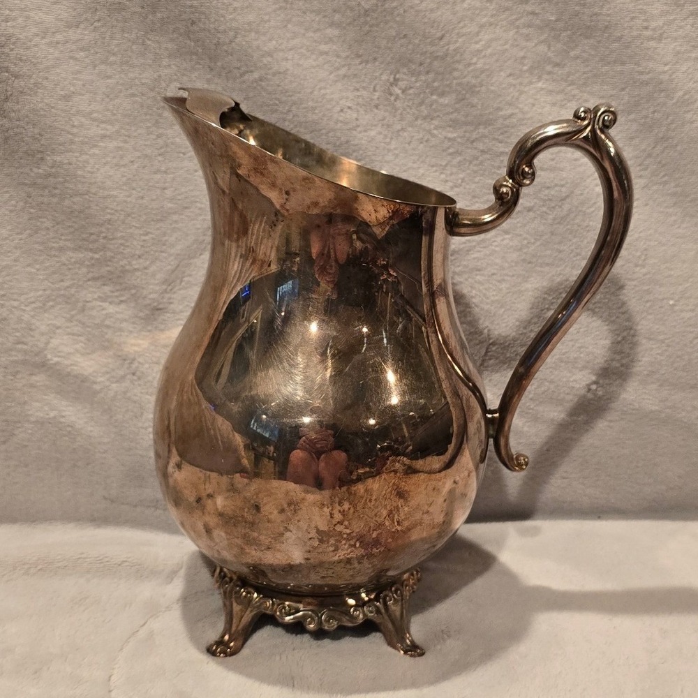 Vintage FB Rogers Silver Co 1883 Footed Silver Plate Water Pitcher Ice Guard